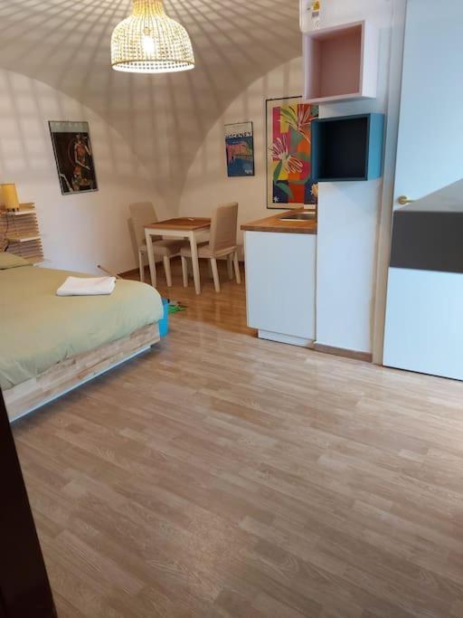 Quintino Sella 175 Foresteria Matisse Бари Экстерьер фото